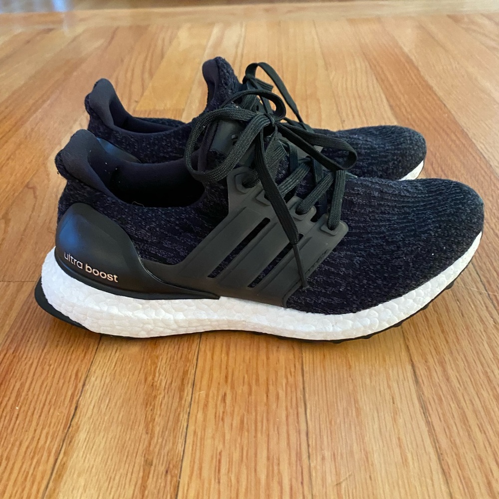 Adidas Ultra Boost Endless Energy -Size 6